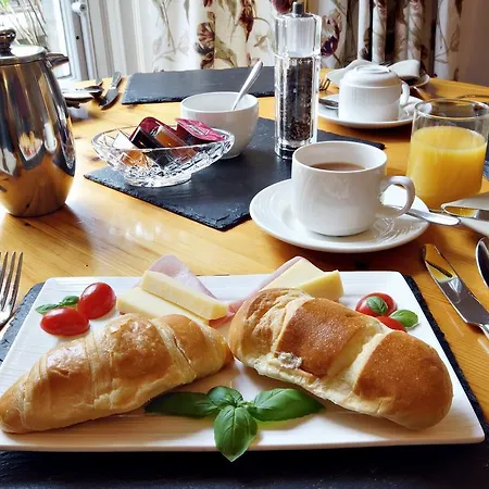 Bronte 4* York