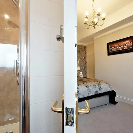 Bronte 4* York