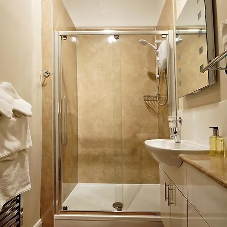 Pensión Bronte York