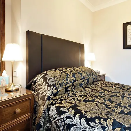Bronte 4*